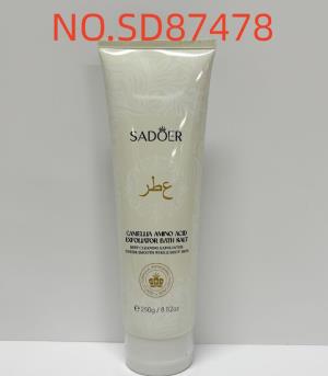 SADOER – złuszczająca sól do kąpieli z aminokwasami i kamelią (kwiatem kamelii) SADOER山茶花氨基酸去角质浴盐（外文